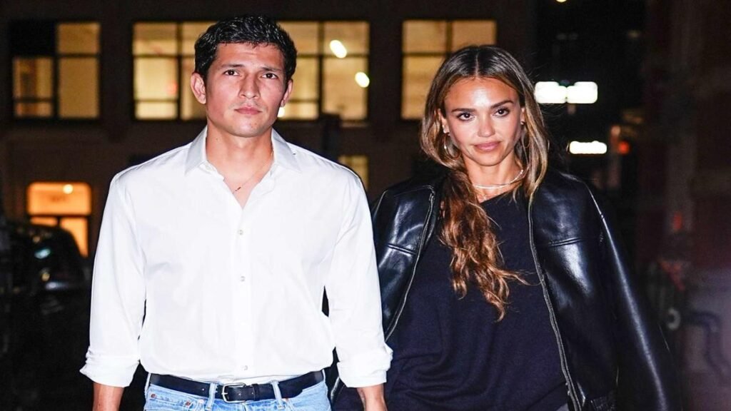 Jessica Alba & Danny Ramirez